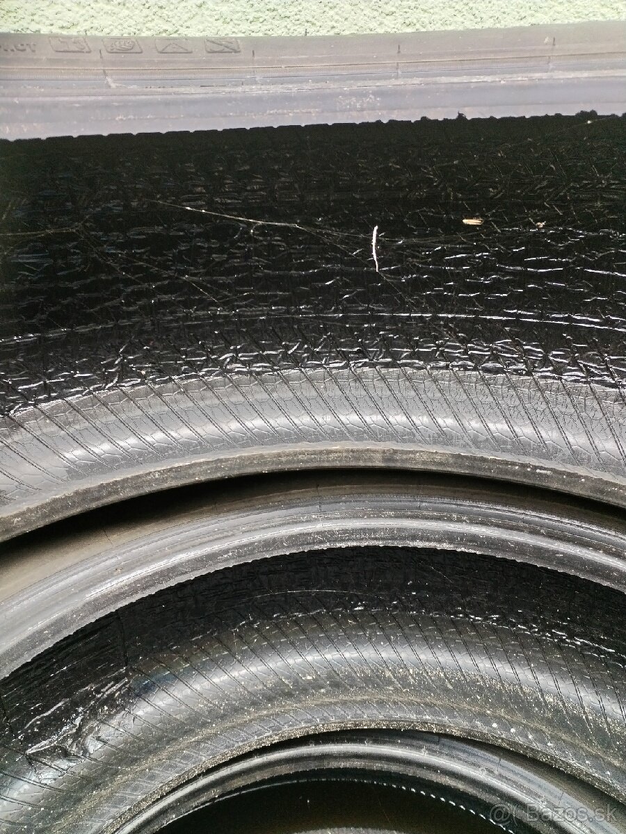 Pirelli P7 215/55R17 - 4