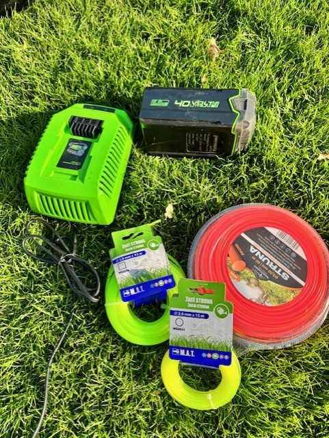 AKU krovinorez Greenworks - 4