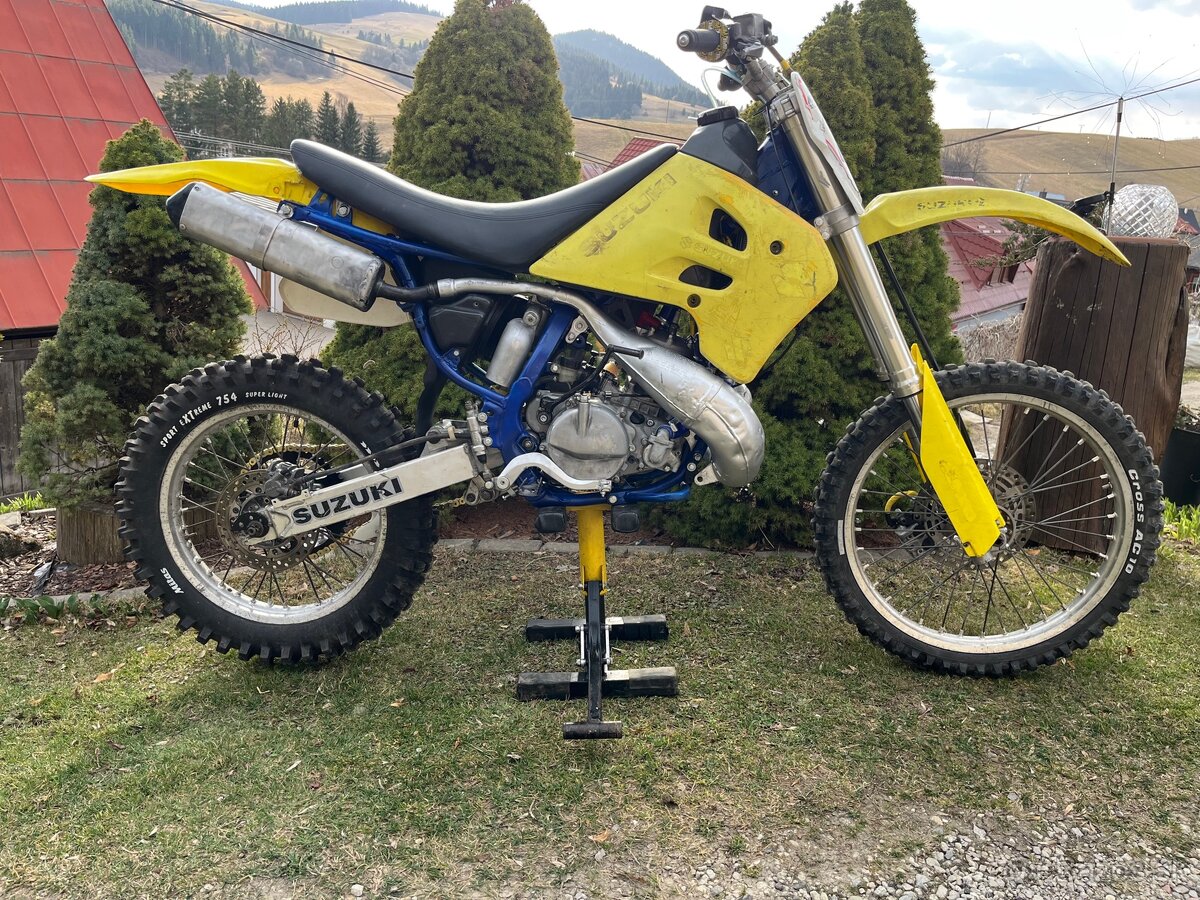 Suzuki RMX 250 - 4