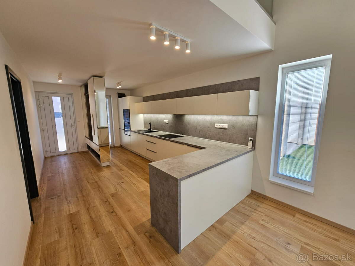 PRENÁJOM 5 - izbového domu medzi Prešovom a Košicami - 4