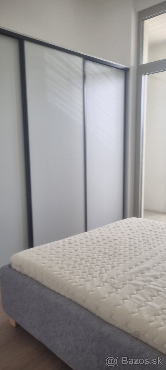 Prenájom 2i byt, Hurbanova ulica, Banská Bystrica. - 4