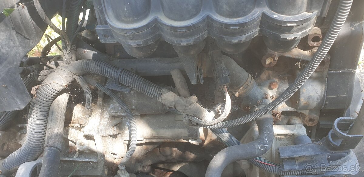 Motor Peugeot Partner 1.4i - 4