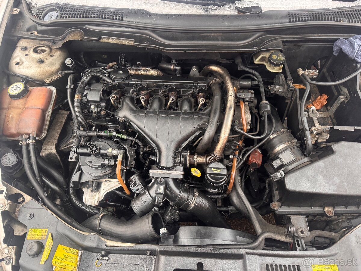 VOLVO V50 2005 na náhradné diely ND - 4