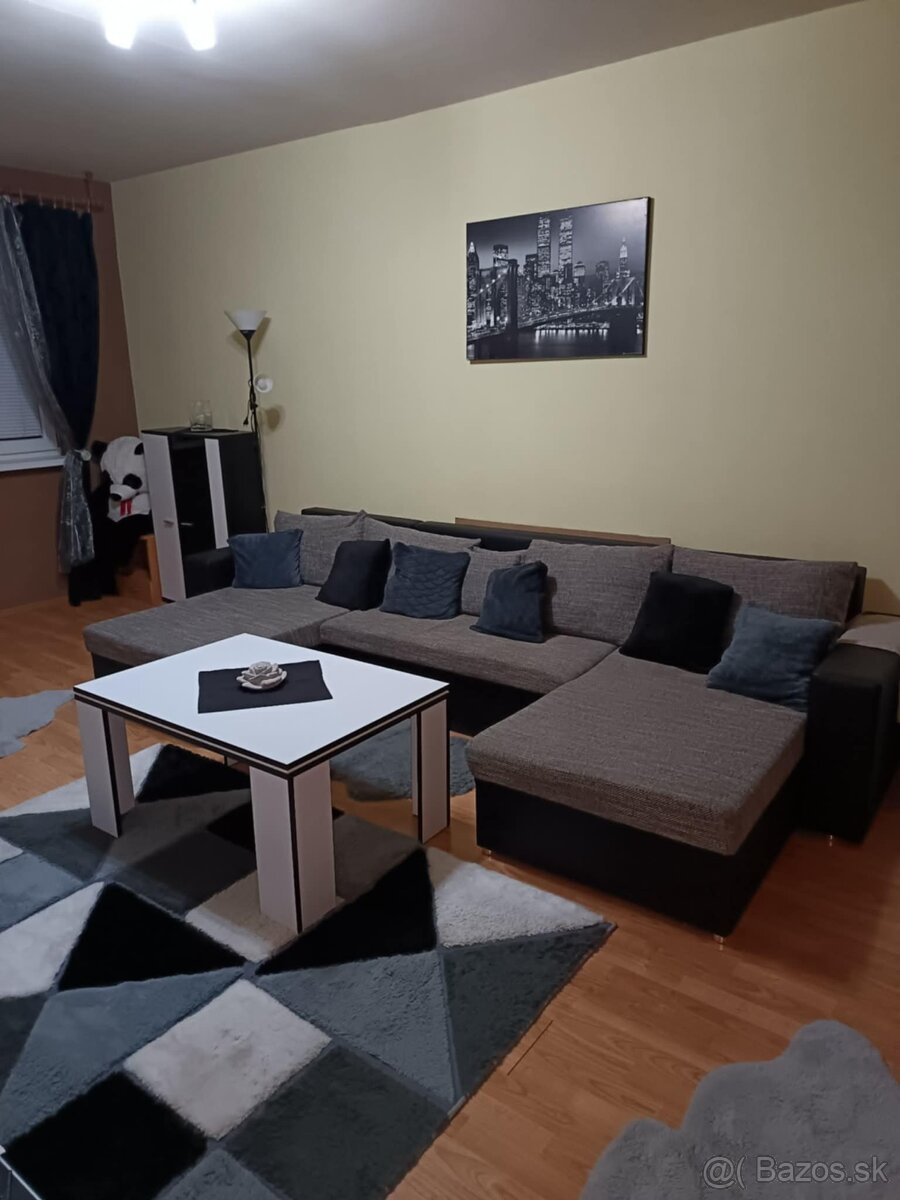 Prenájom 2 iz. byt Levice - Mochovská - 4