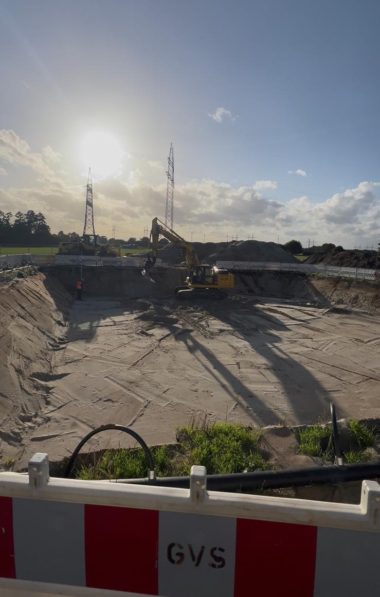 Strojník - Bagrista v zahraničí - 4