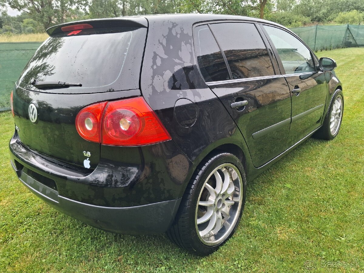 Rozpredám golf 5 - 4