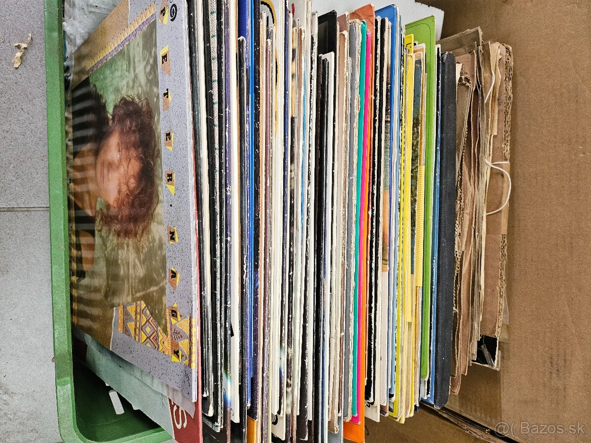 Predám 350 ks Lp - 4