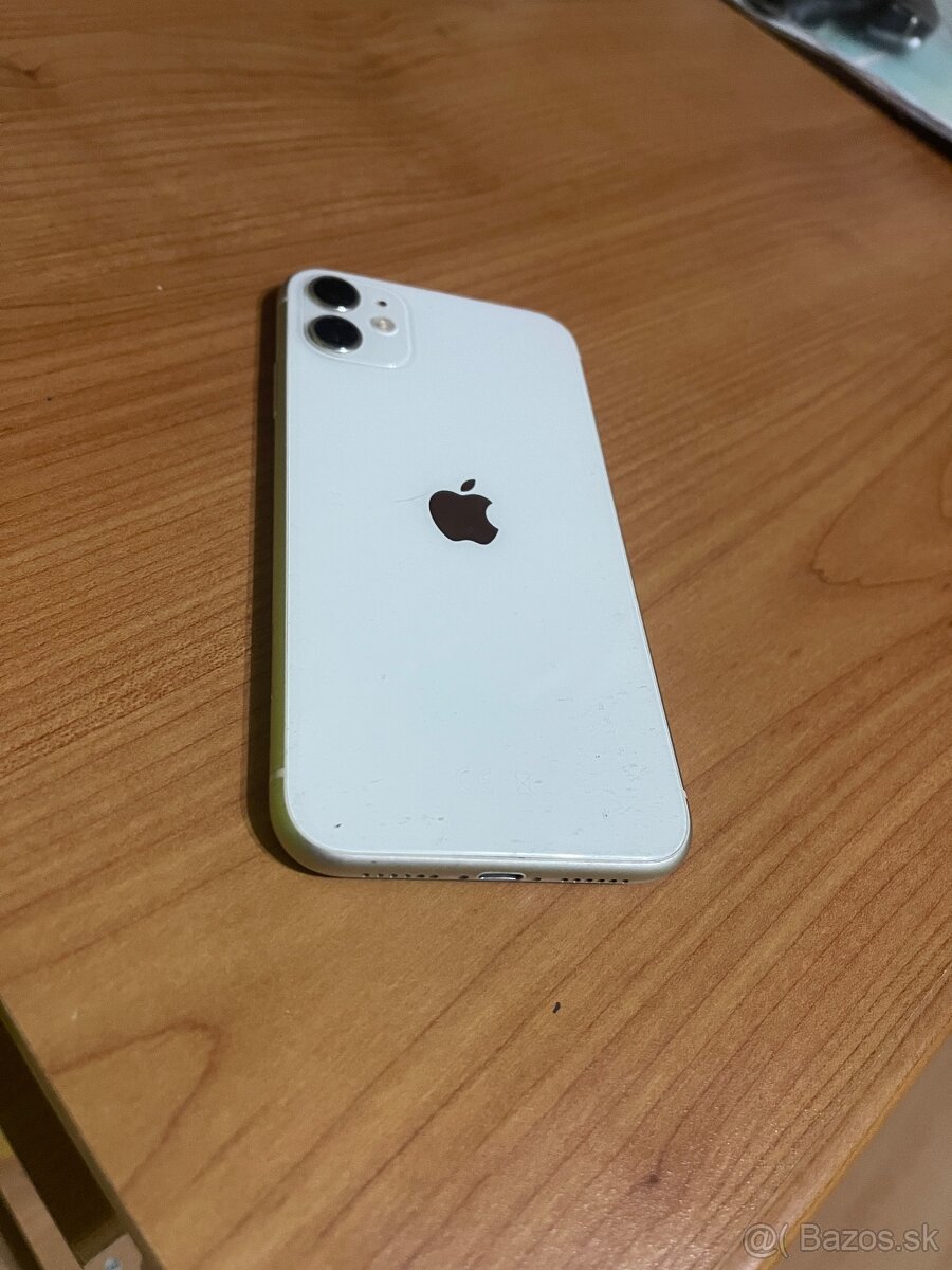 Predám zachovalý IPhone 11 64GB - 4