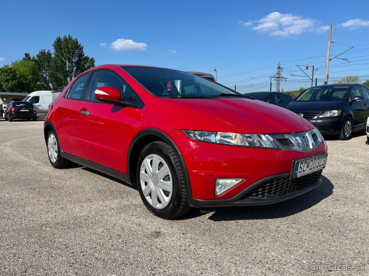 Honda Civic 1.4 VTI benzin, 73kW, MT/6, rok:08.2009. - 4