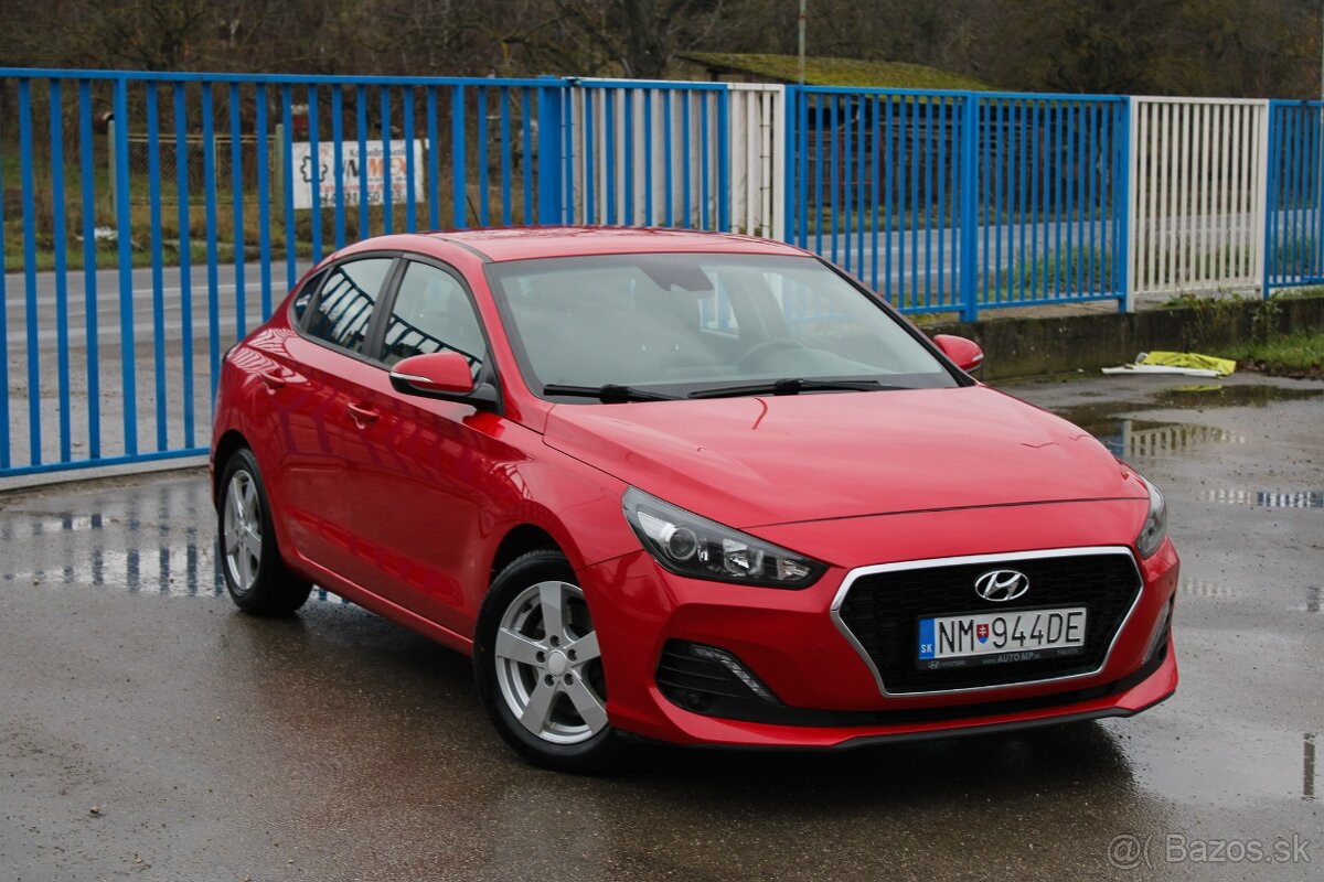 Hyundai i30 Fastback 1.4 T-GDi Comfort+, 103kW, SVK - 4