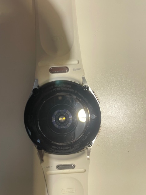 Krásne hodinky Samsung Galaxy WATCH 6 - 4