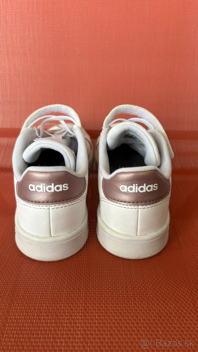 Detské botasky Adidas biele - 4
