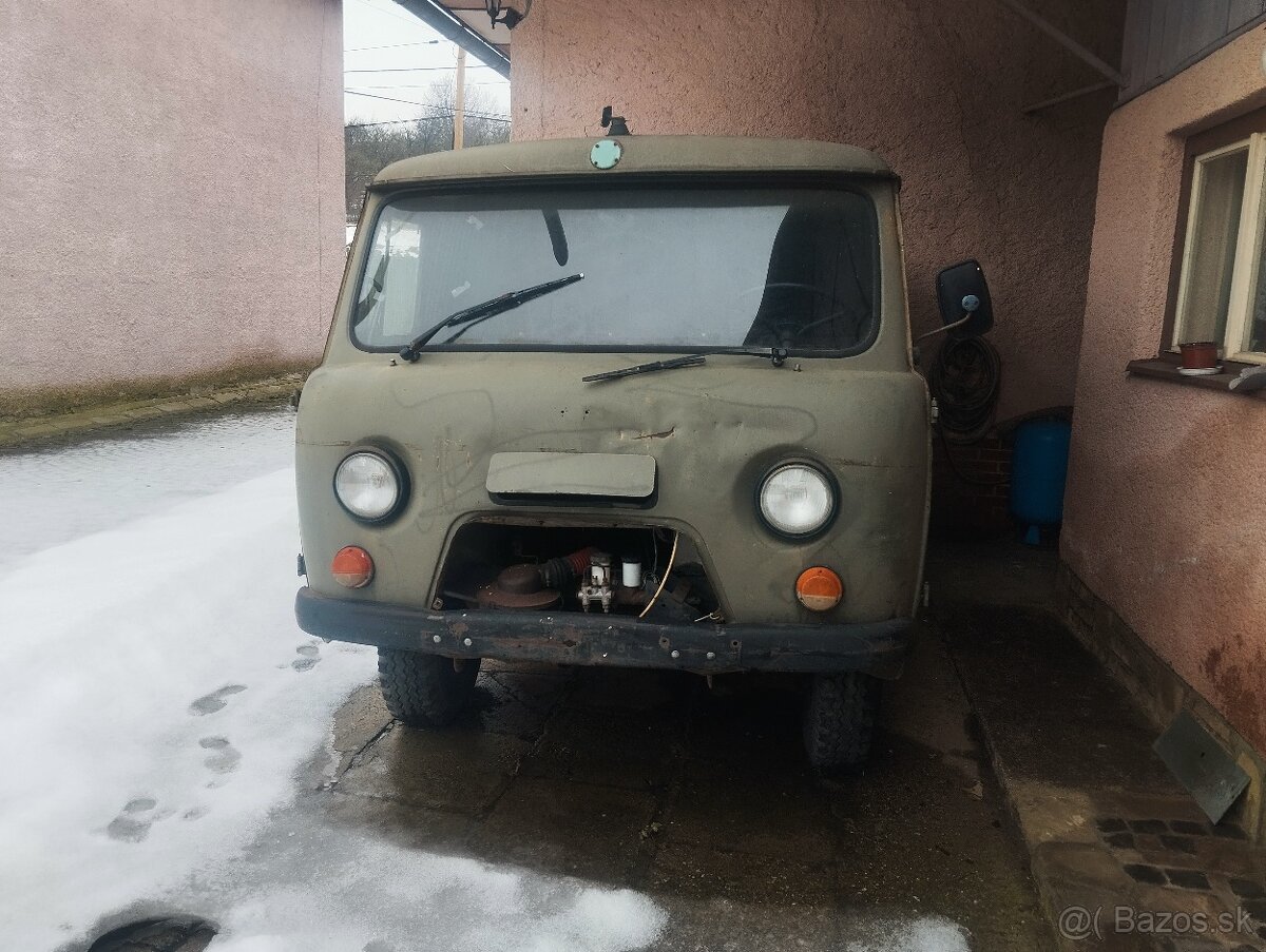 UAZ 452 buchanka - 4