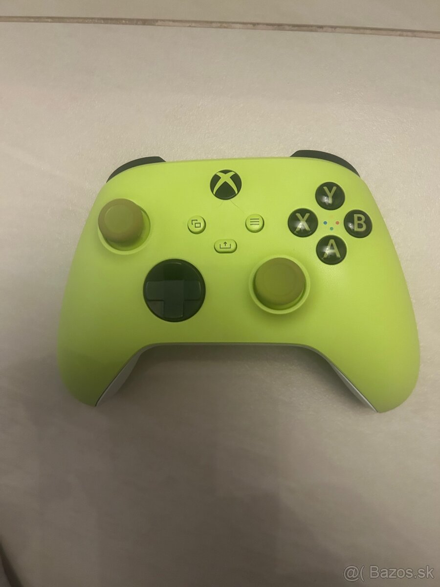 Xbox ovladac - 4