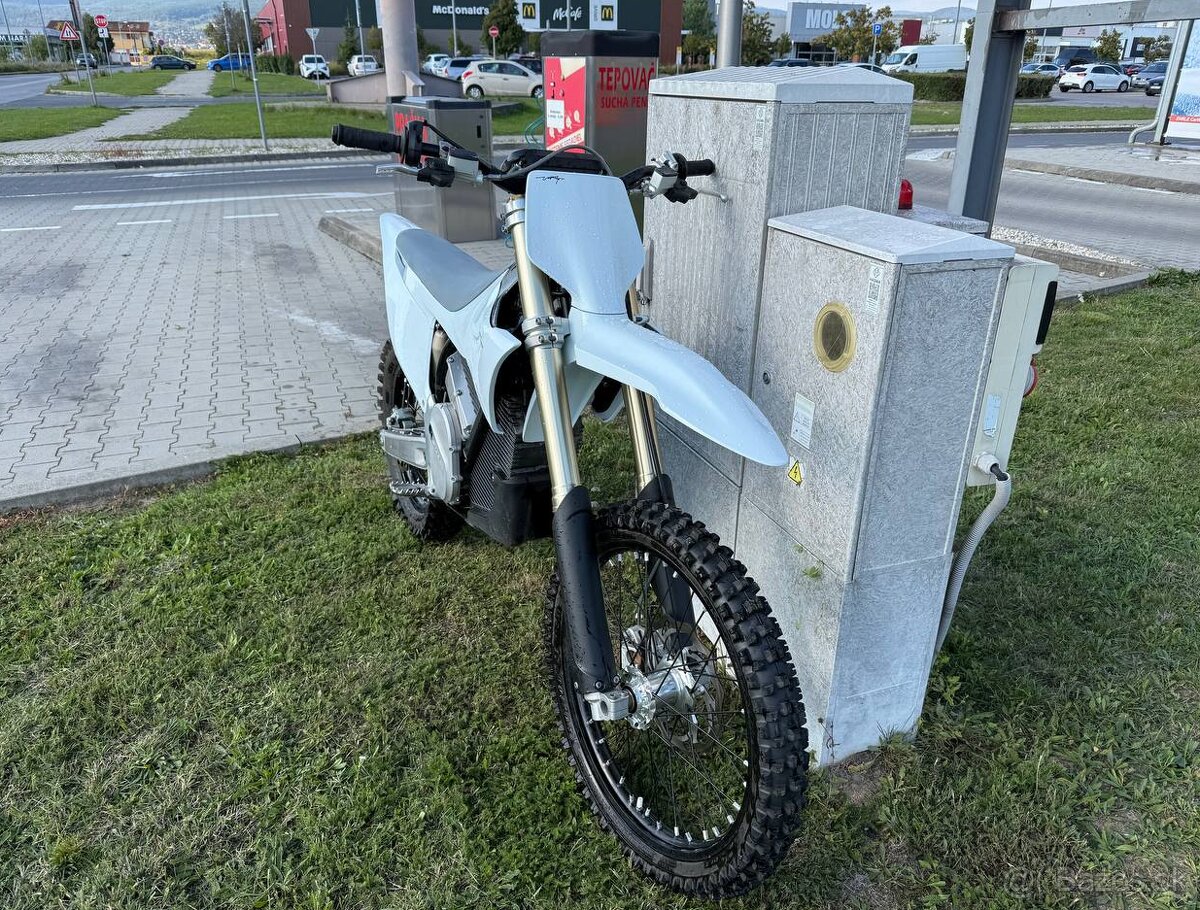 Stark Varg 80hp 2025