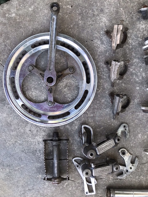 Favorit, Eska diely - 4