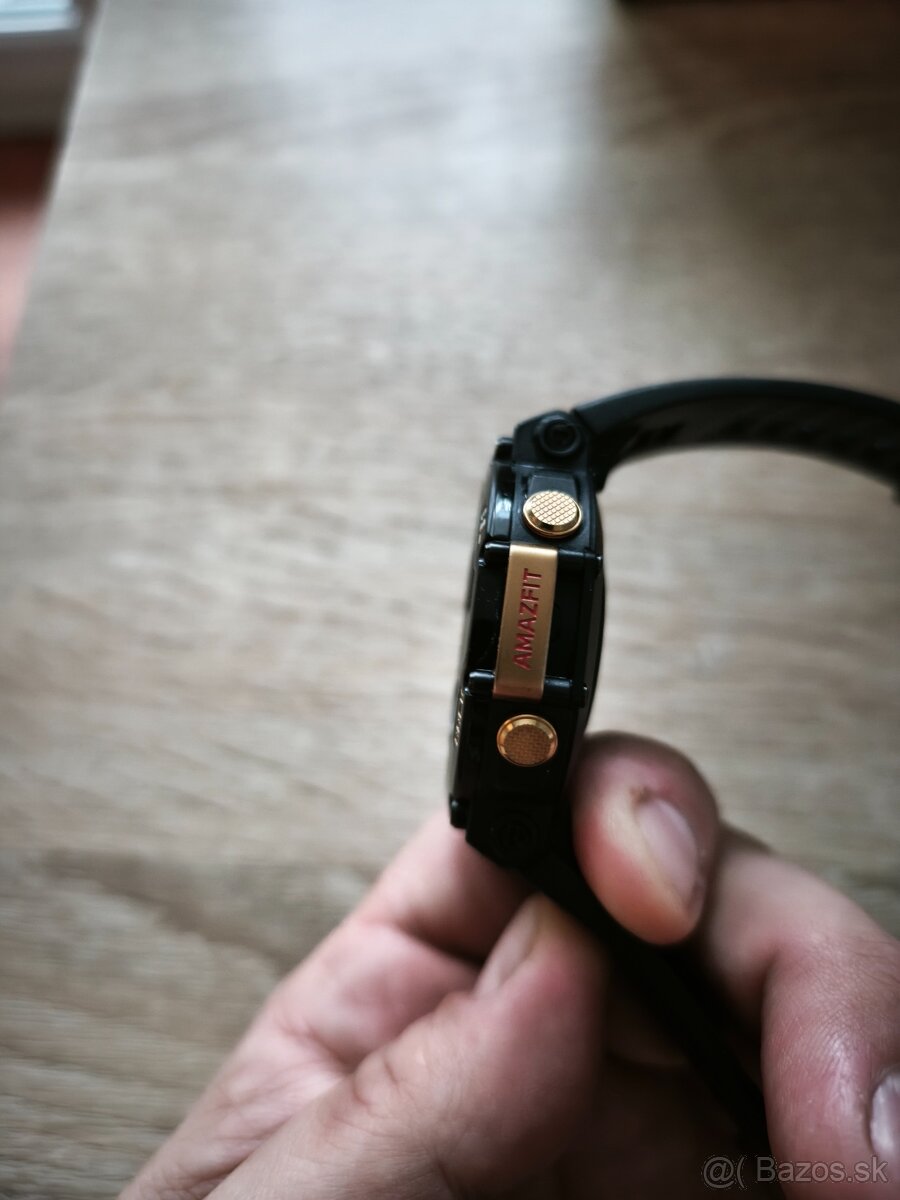Amazfit t-rex 2 gold - 4