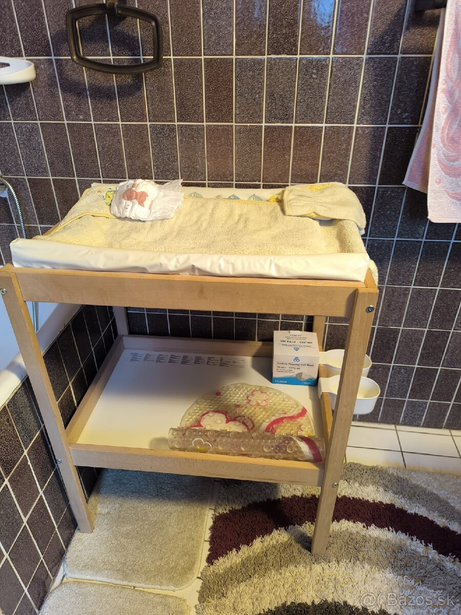 Prebalovaci pult Ikea - 4