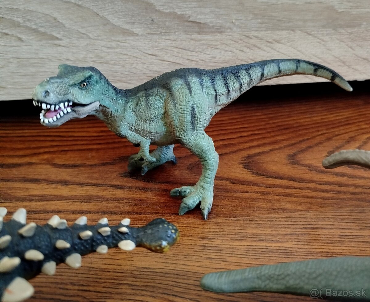 Balík dinosaurov - 4
