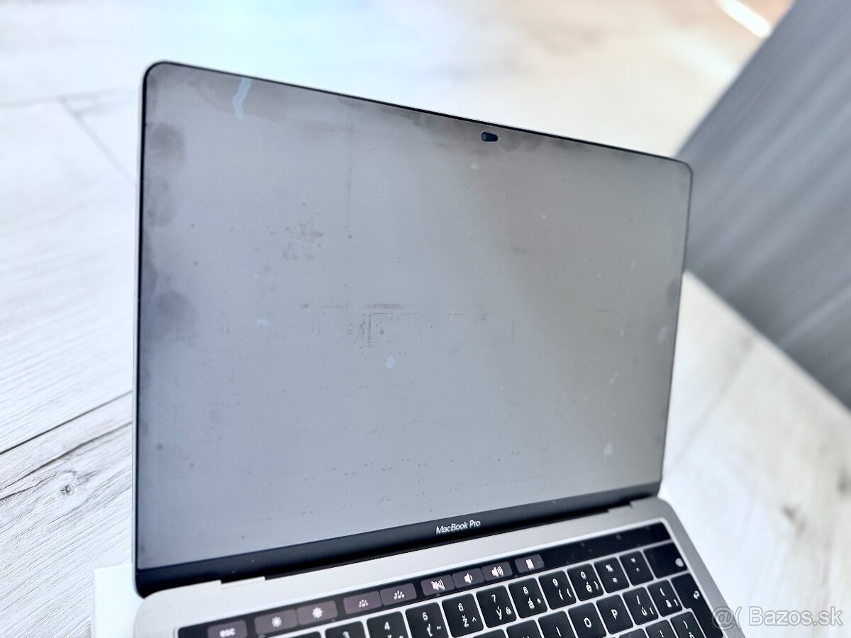 Predám Apple MacBook Pro 13” Space Gray + Magic Mouse 2 – TO - 4