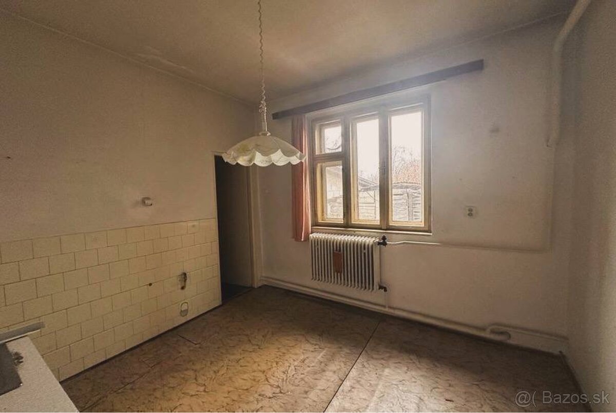 na predaj rodinný dom so záhradou v Šaštíne - 4