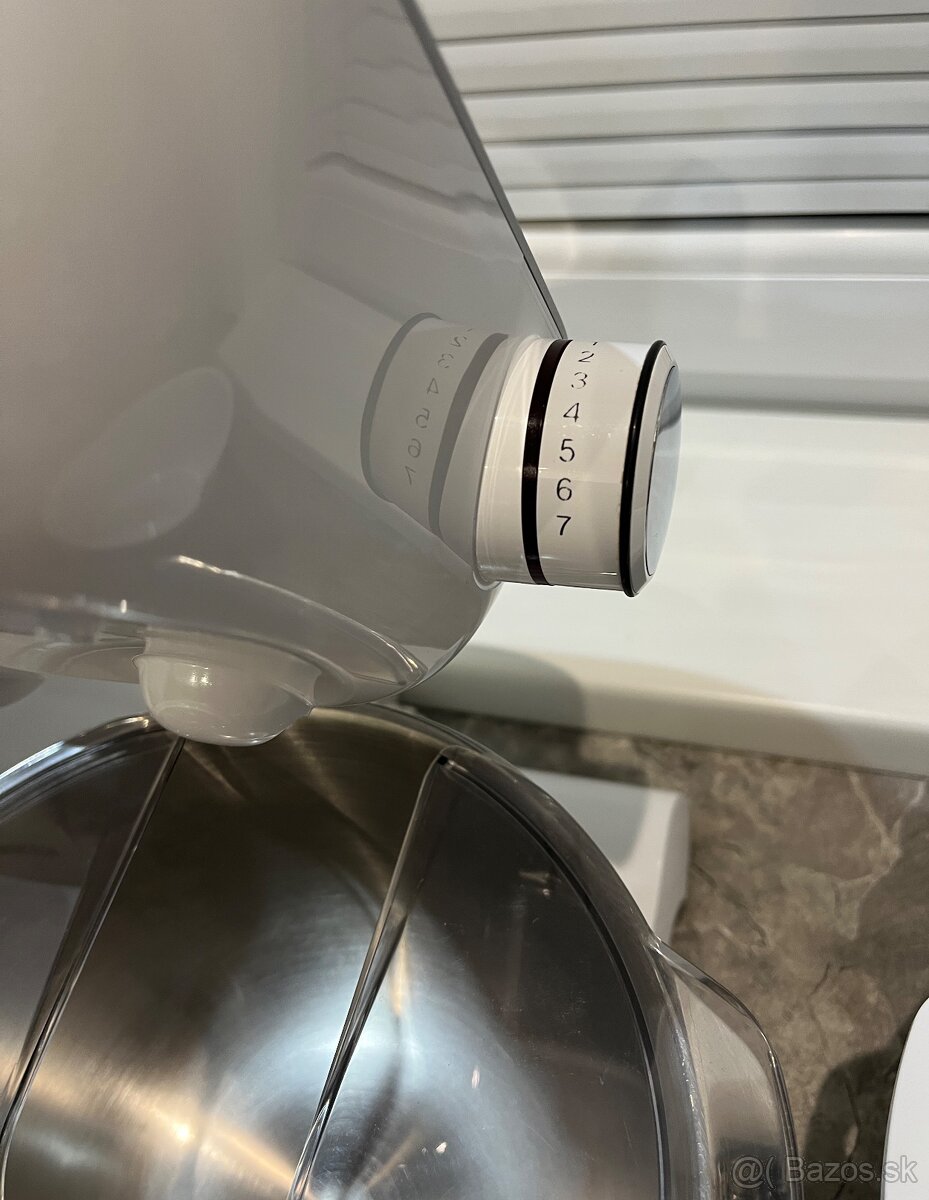 Bosch MUM 58243 1000W kuchynský robot - 4