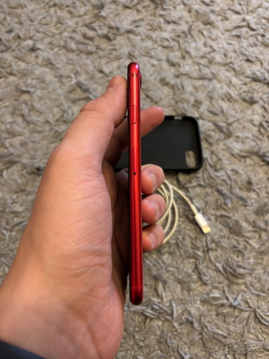 Apple iPhone SE 2020 64gb Red - 4