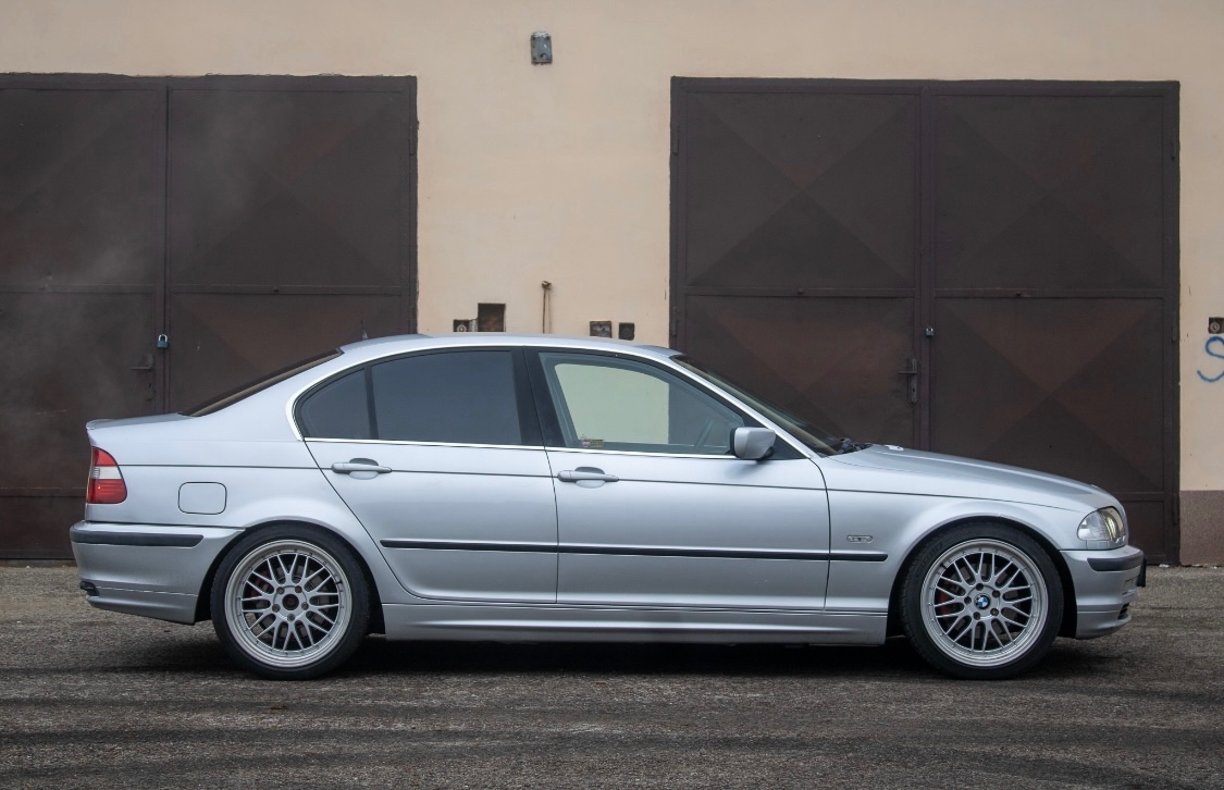 BMW 328i E46 2.8i 142 kW - 4