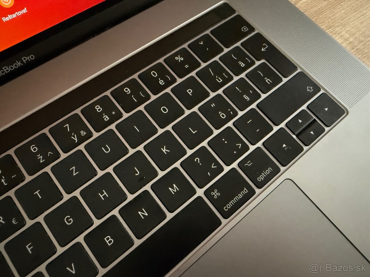 Predám Macbook Pro 15inch 2017 - 4