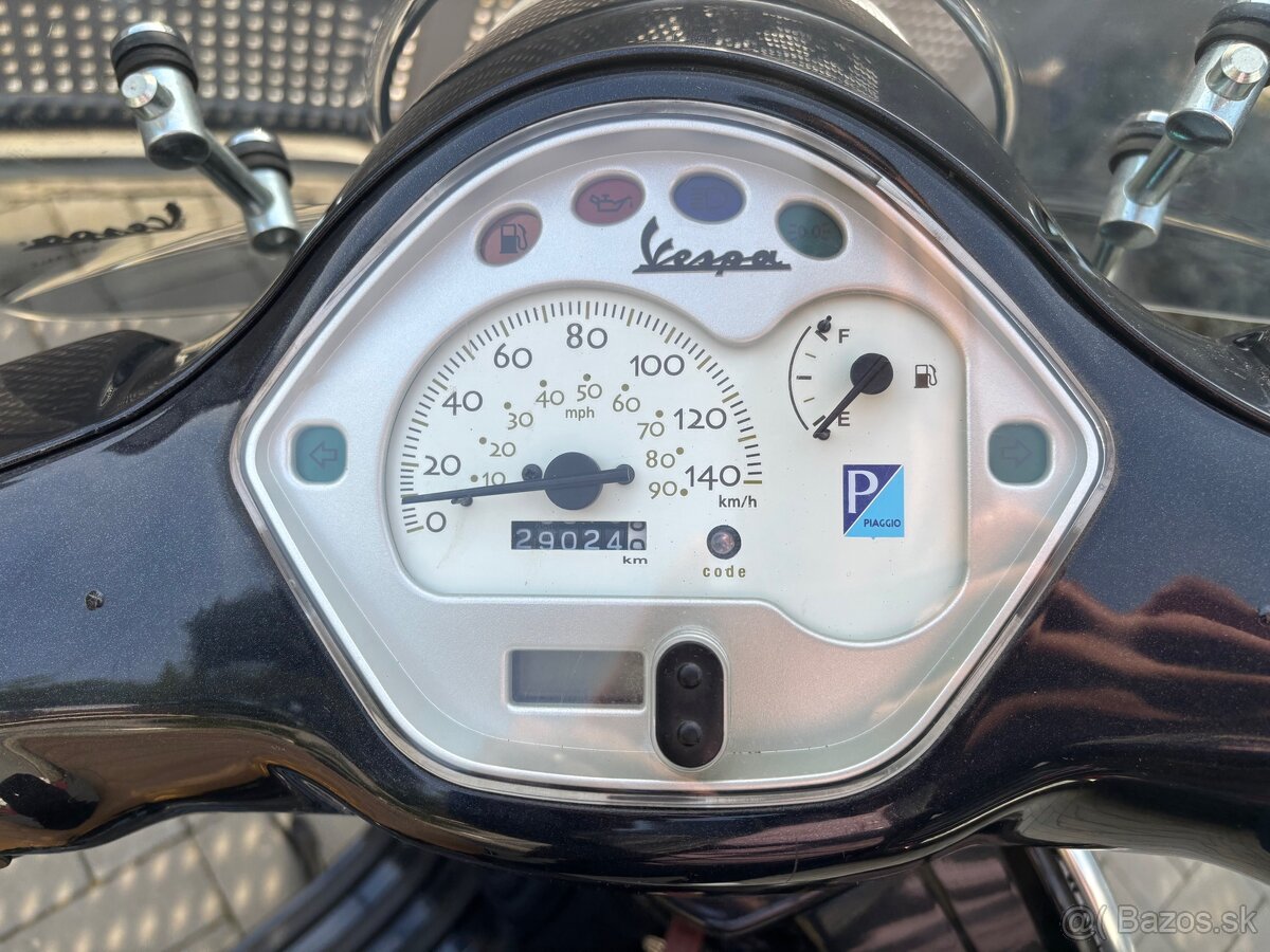 Vespa LX - 4