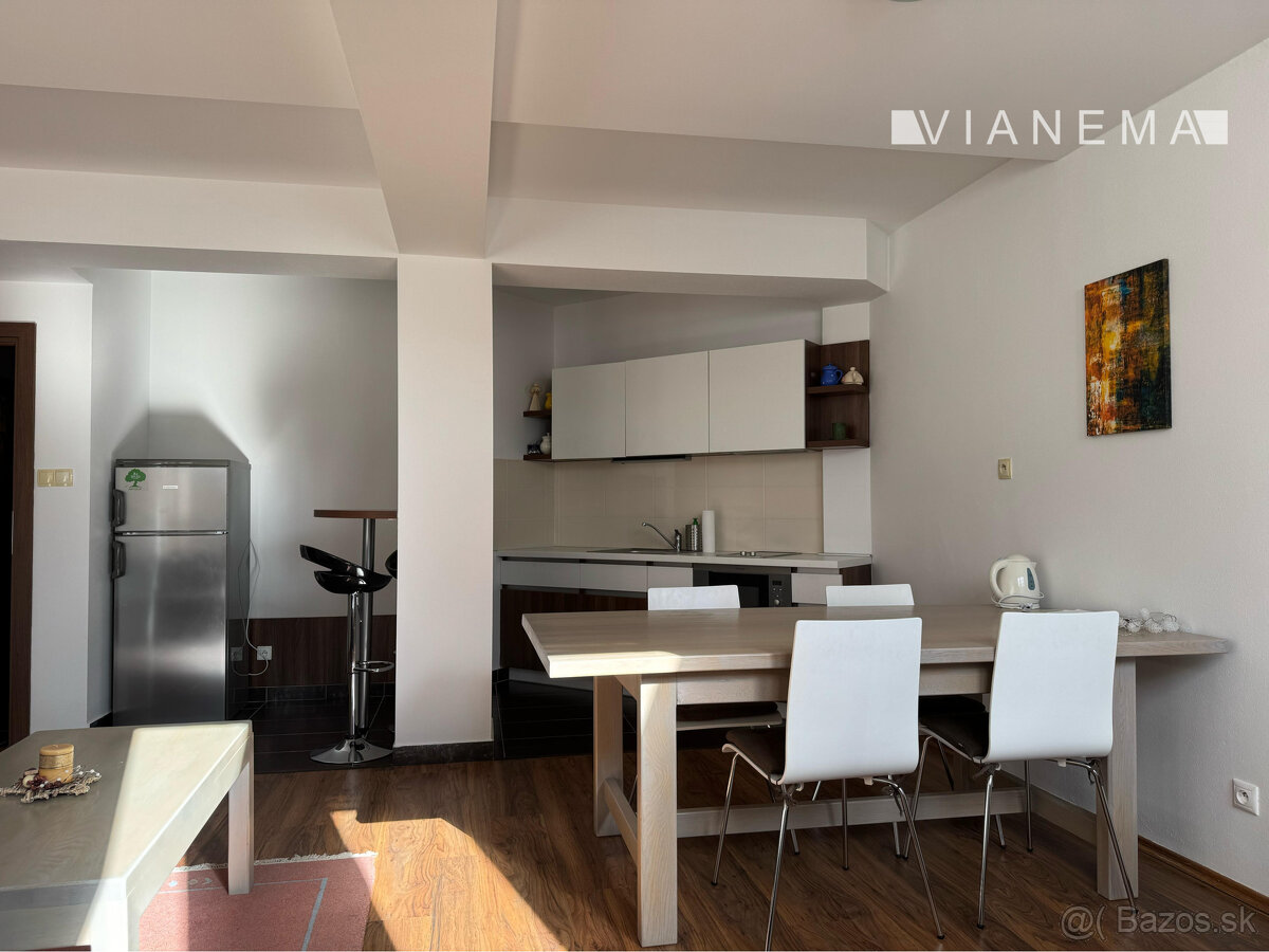 Exkluzívny 2-izbový zariadený apartmán s garážou Donovaly - 4