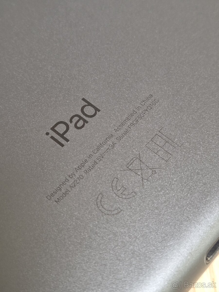 Predam iPad 8 generacie 32gb - 4