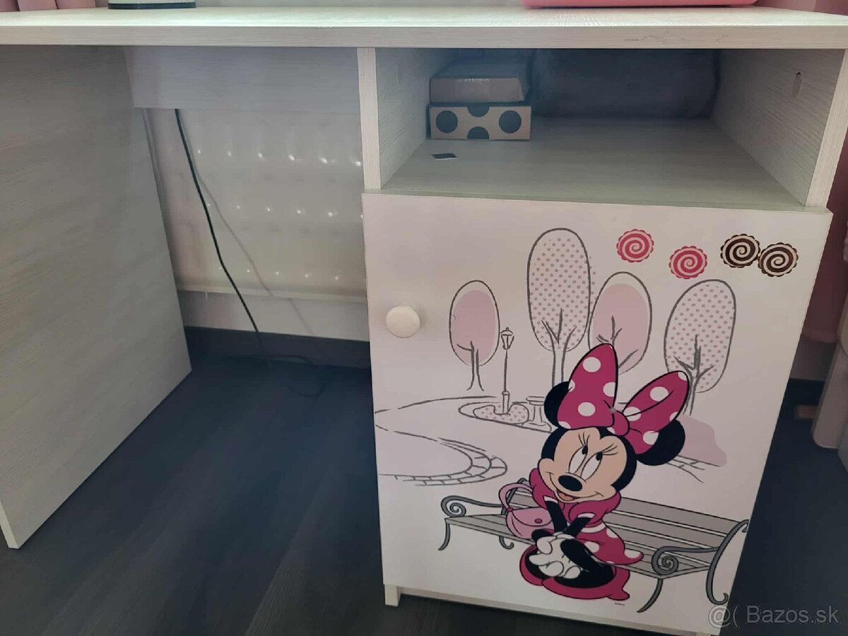 Detská postel s pisacim stolíkom a stoličkou - 4