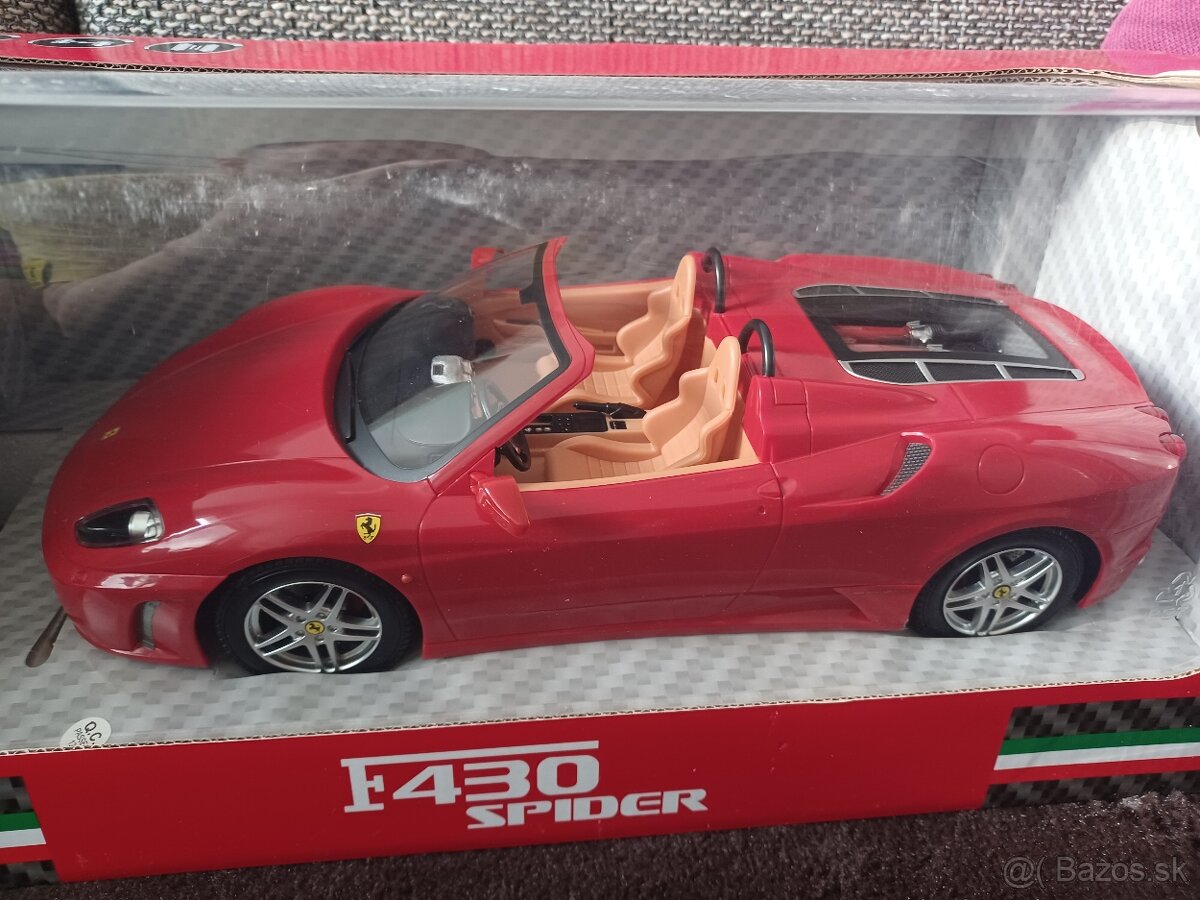 Predám RC model Ferrari F430 spider - 4
