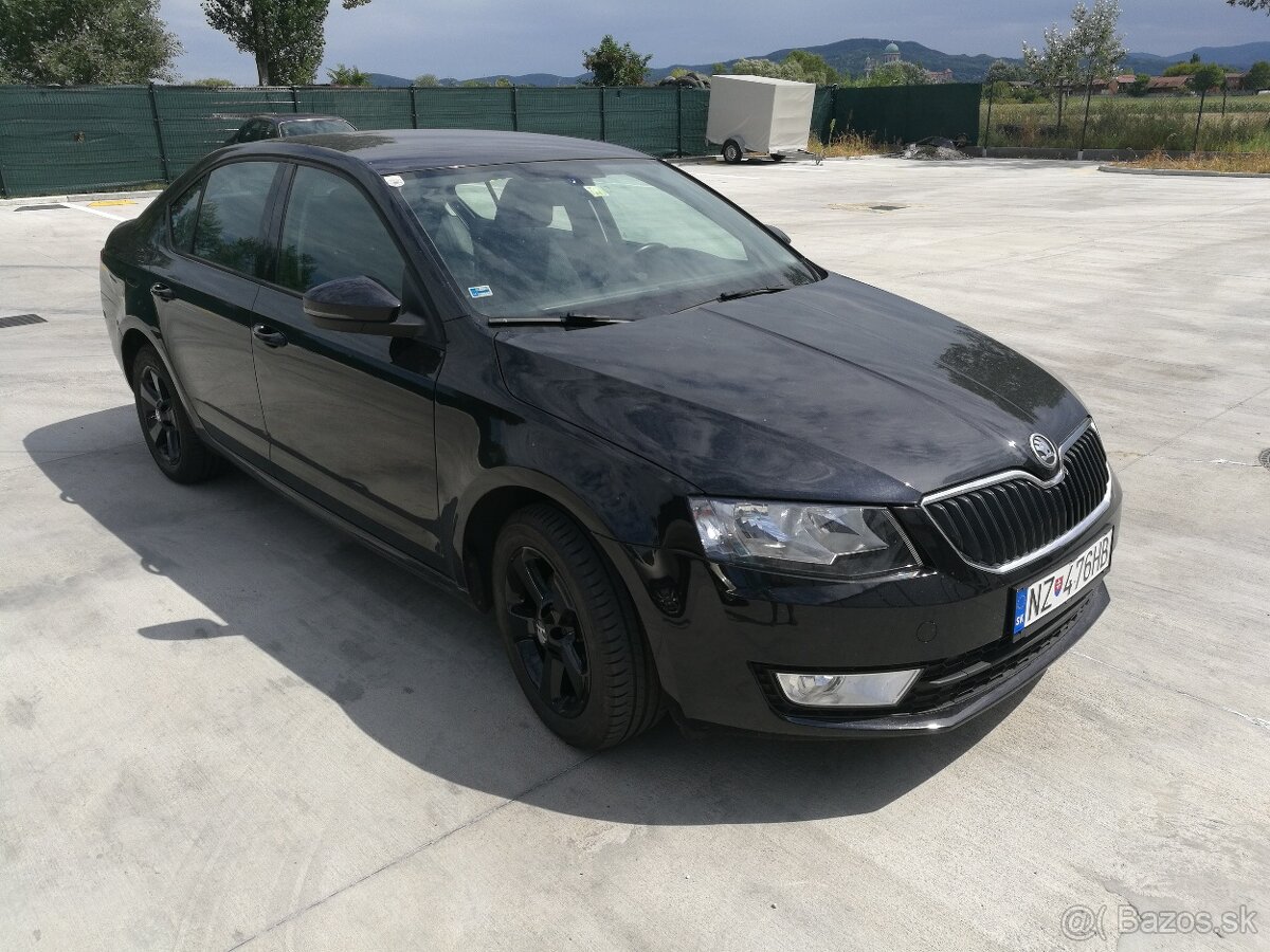 Škoda Octavia 3 1.2 tsi 77kw Elegance - 4