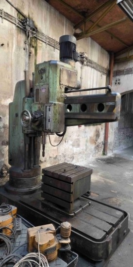 Prodám Použitá vrtačka VR 4 A, r. v. 1966 - 4