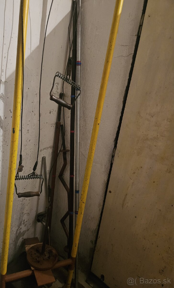 Lavičky, činky, ... - 4