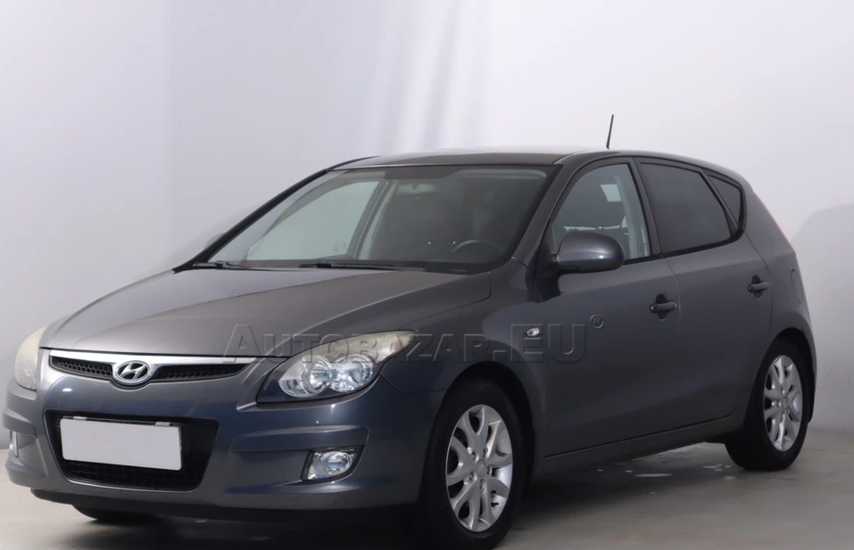 Hyundai i30 1.4cvvt benzín 80kw - 4