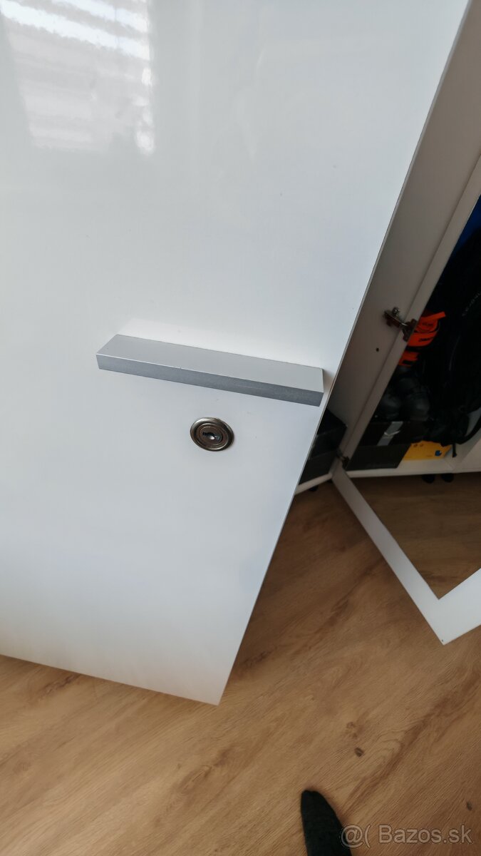 Predám skrine vyrobené na mieru - 4