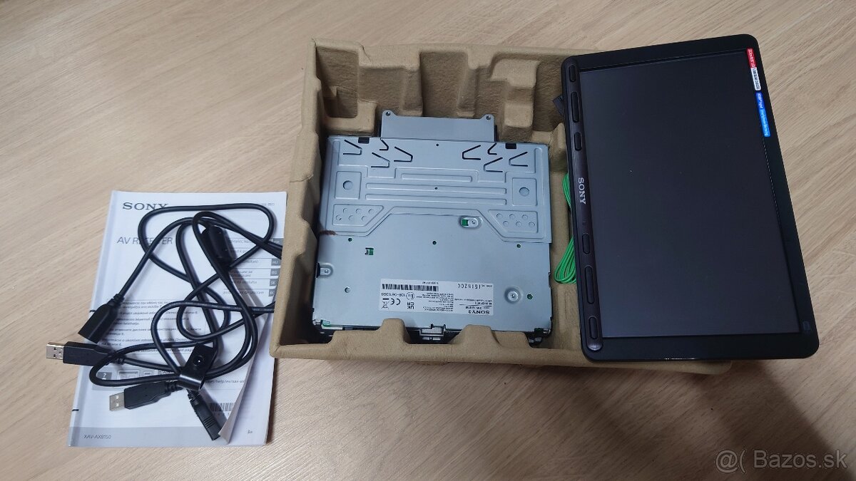 Predám autorádio s LCD Sony XAV-AX8150 - 4