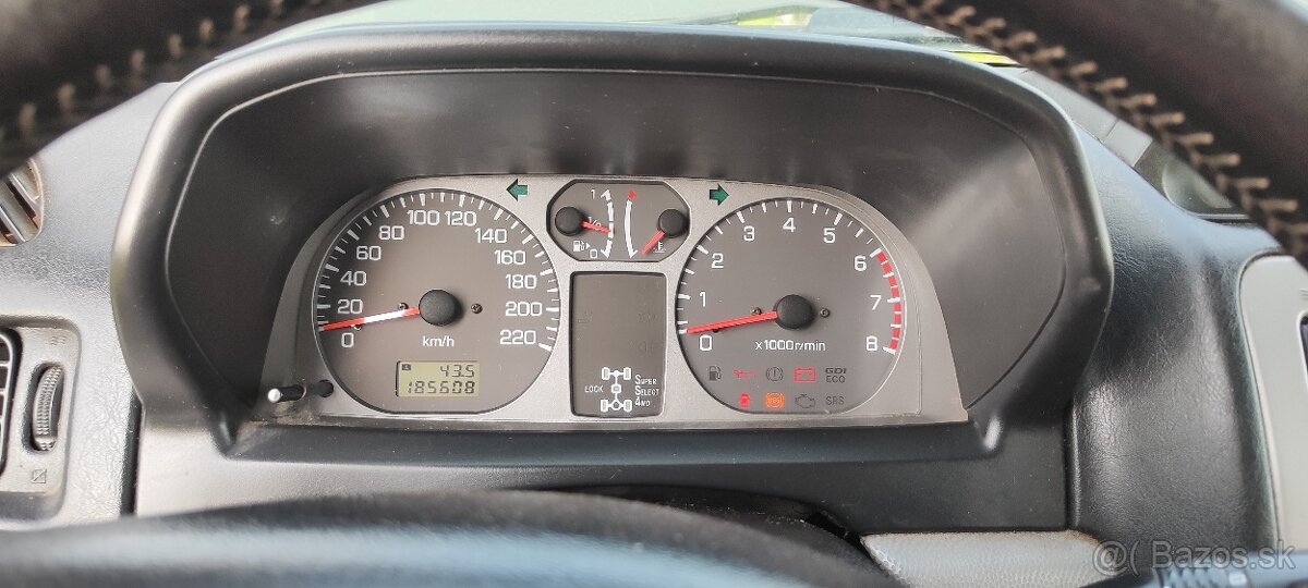 Mitsubishi Pajero pinin - 4