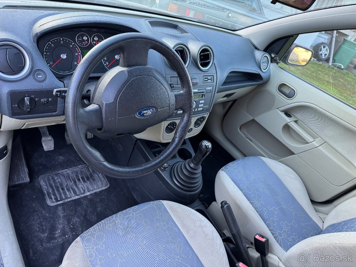 Ford fiesta 1,4 tdci - 4