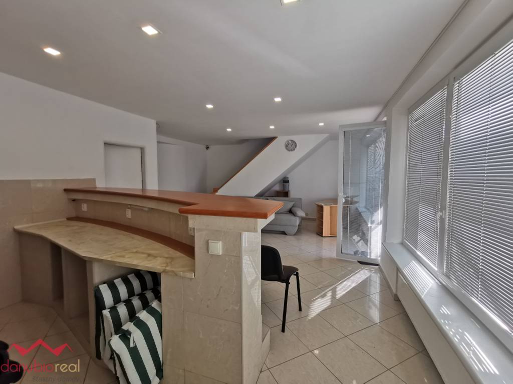 Na prenájom rodinný dom v Komárne - 4