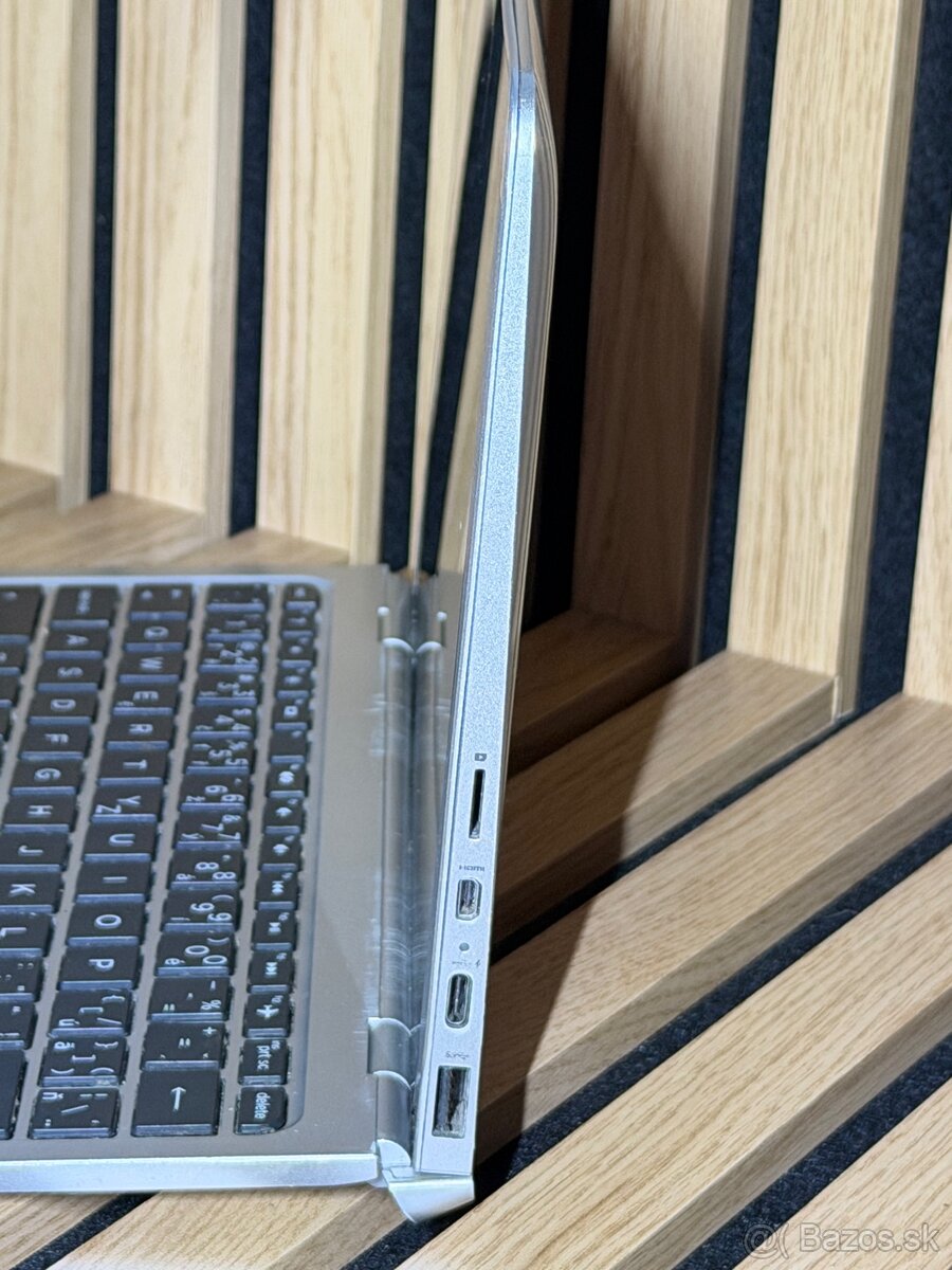 HP x2 210 G2 - 4