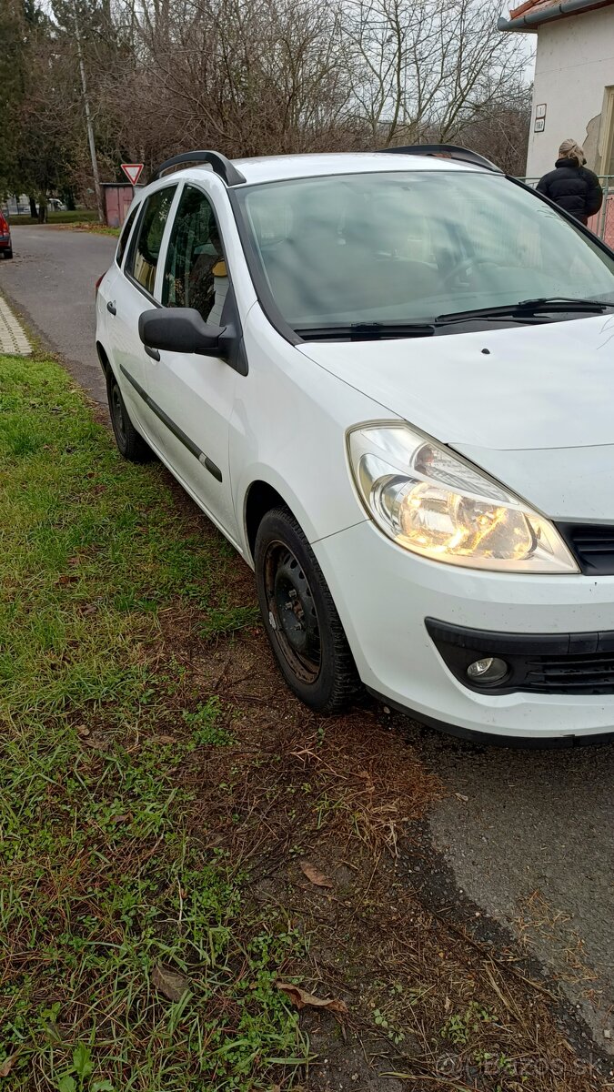 Renault clio3 grandtour - 4