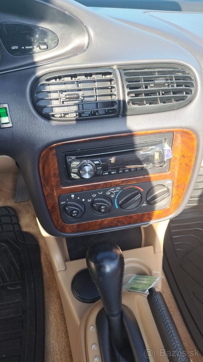 Predam CHRYSLER STRATUS CABRIO 2.5 V6 - 4