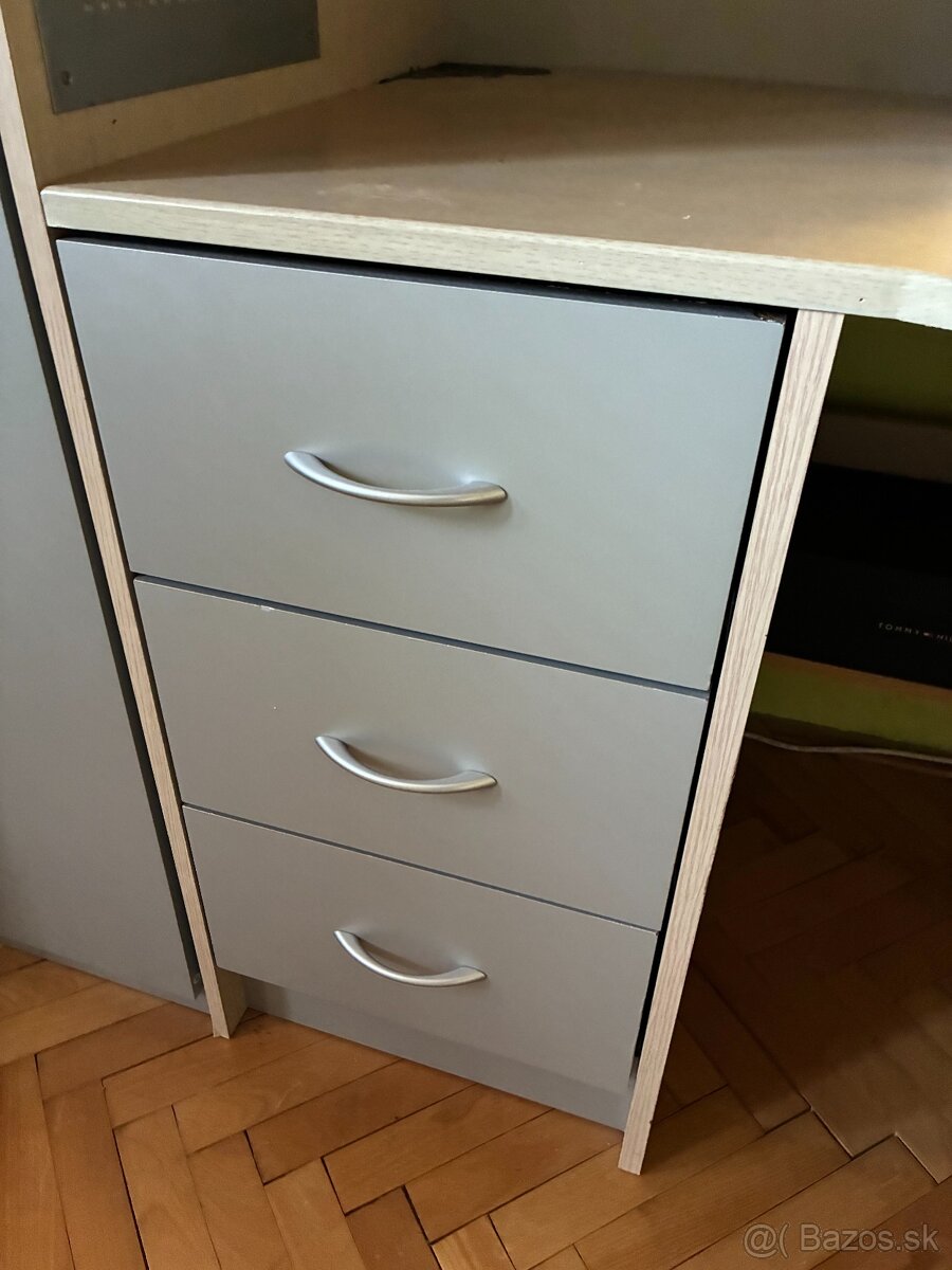 Poschodová posteľ s pracovným stolom a úložným systémom - 4