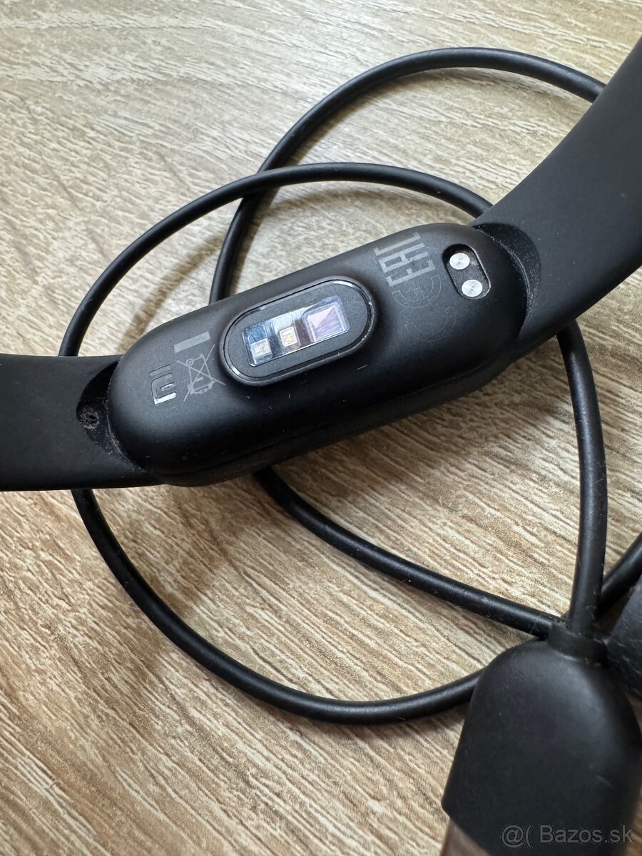 Xiaomi Mi Band 6 - 4