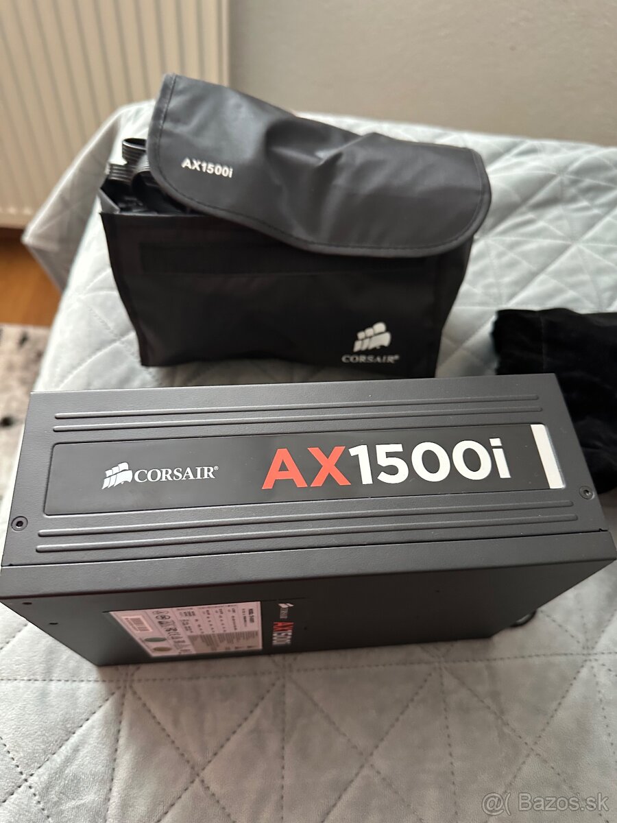 Corsair AX1500i - 4