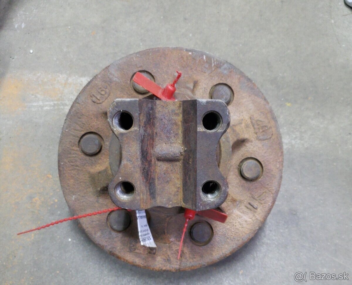 Náboj predného kola na Zetor - 4